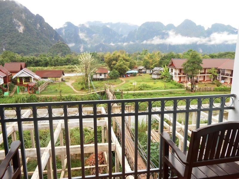 Domon Hotel Vang Vieng Exterior photo